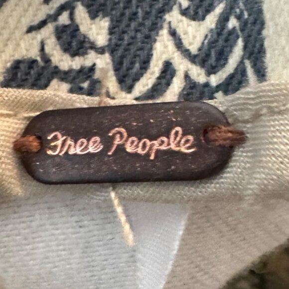 Free People Floral Print Cream & Black Mini Skirt With Back Zipper Size 0 - Picture 6 of 8